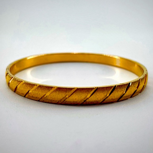 Monet Gold Plated Brushed Textured Etched Bangle Bracelet 1970s 1970’s 70s 70’s - Picture 1 of 3